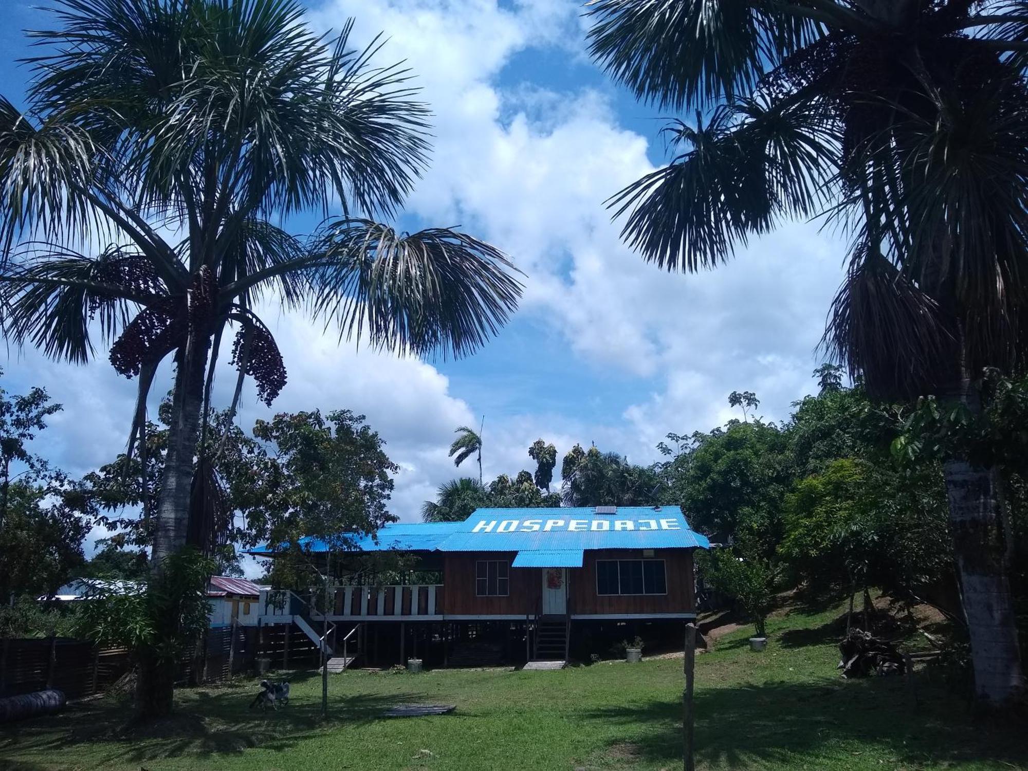 Hotel Hospedaje Las Brisas Iquitos Exterior foto